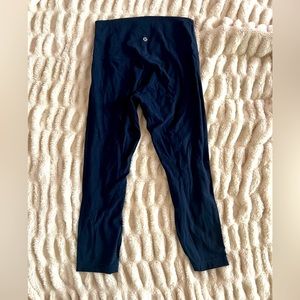 LuLu Align capri length - too big for me